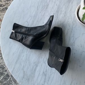 L’intervalle black booty size 40